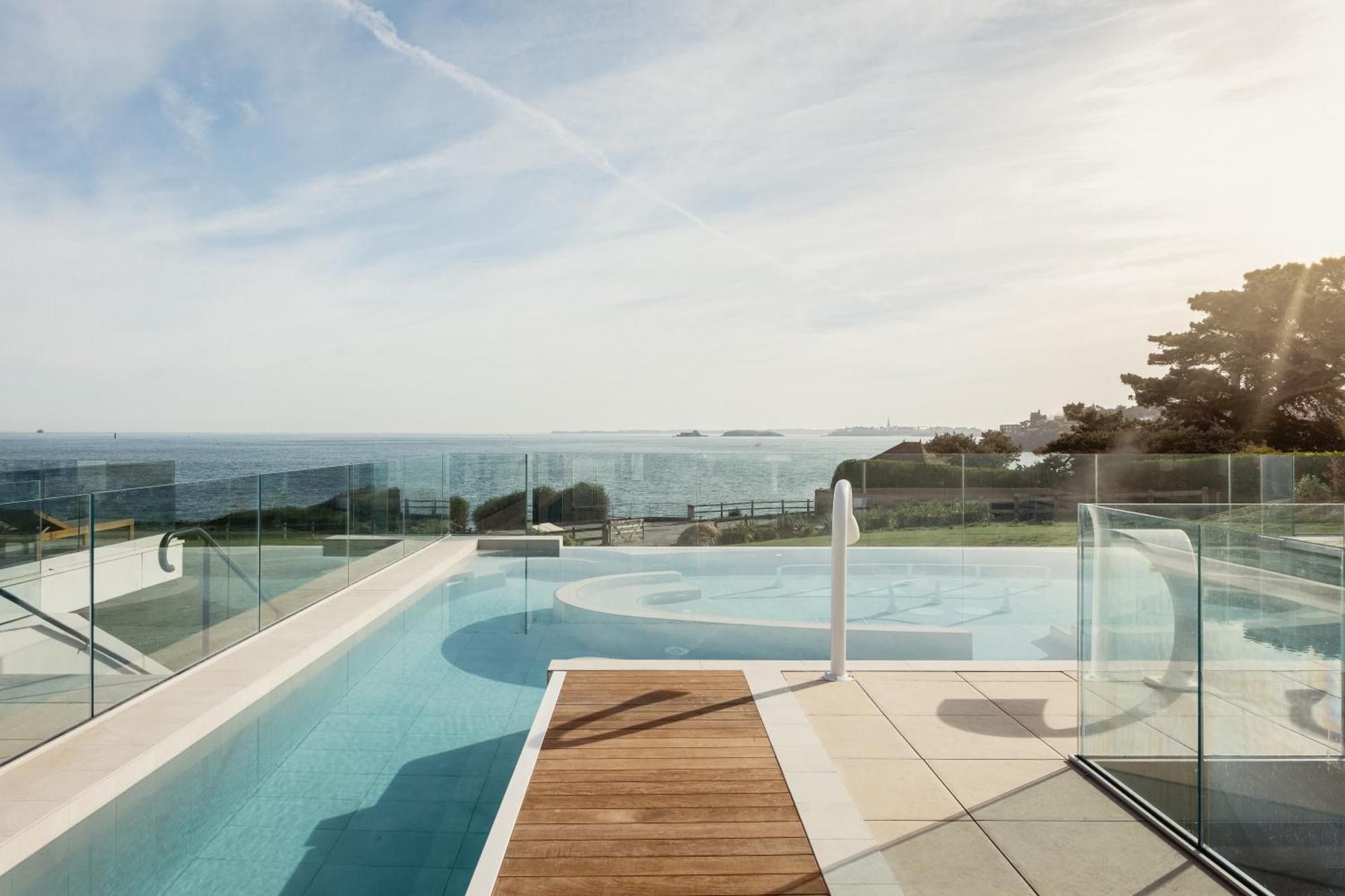Emeria Thalasso 4*